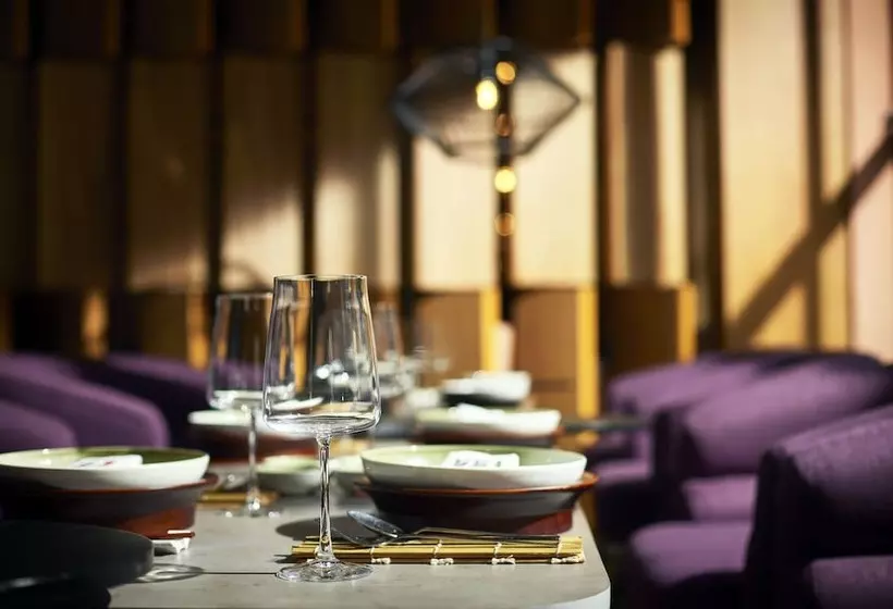 Fotos del hotel James:  14