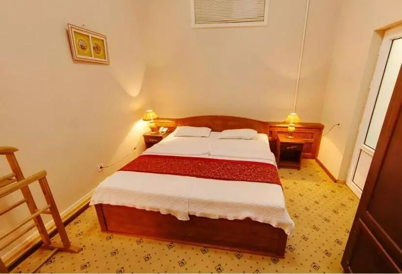 Fotos del hotel Royal Palace:  8