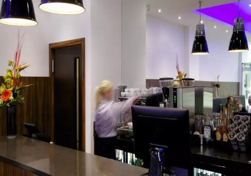 Fotos del hotel The Z Hotel Liverpool:  2