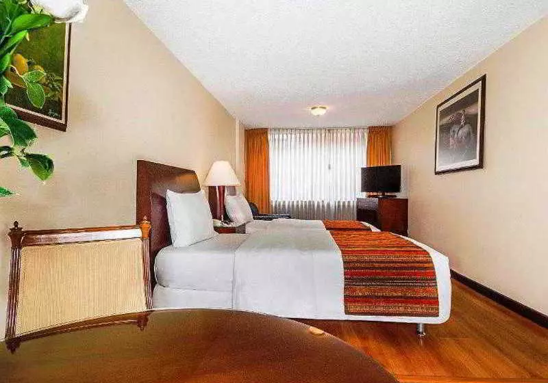 Fotos del hotel 51 Plaza:  9