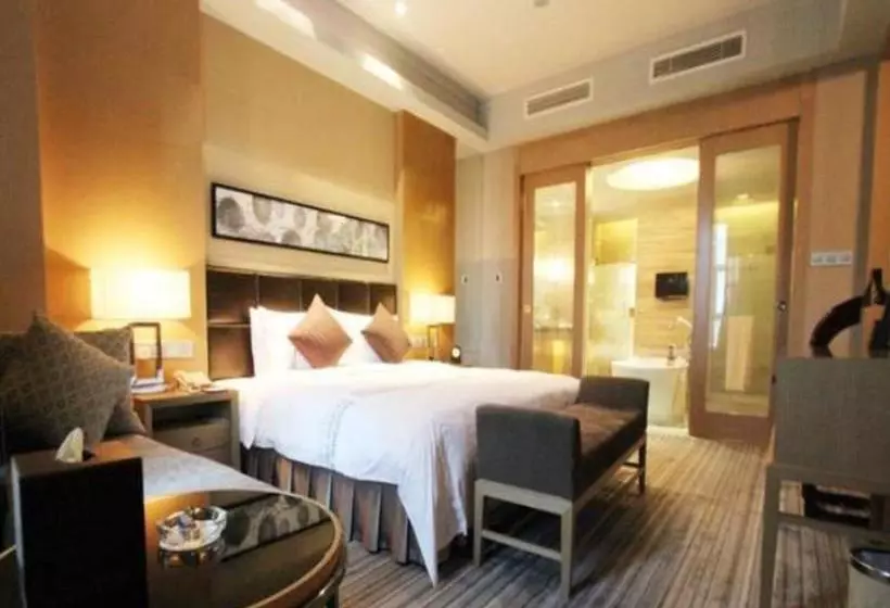Fotos del hotel Howard Johnson Changshan Lake Plaza Changle:  7