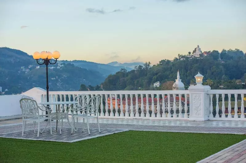 Fotos del hotel The Grand Kandyan:  17