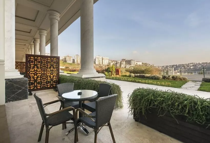 Fotos del hotel Isfanbul Holiday Home & Suites:  6