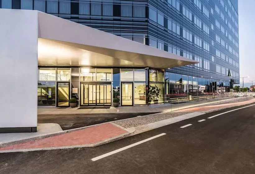 Fotos del hotel Unahotels San Vitale Bologna:  12