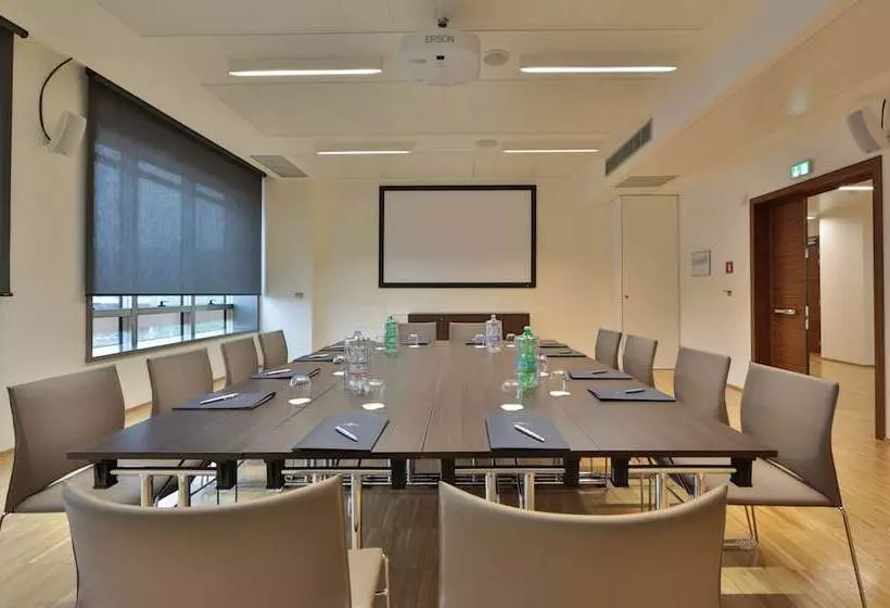 Fotos del hotel Unahotels San Vitale Bologna:  8