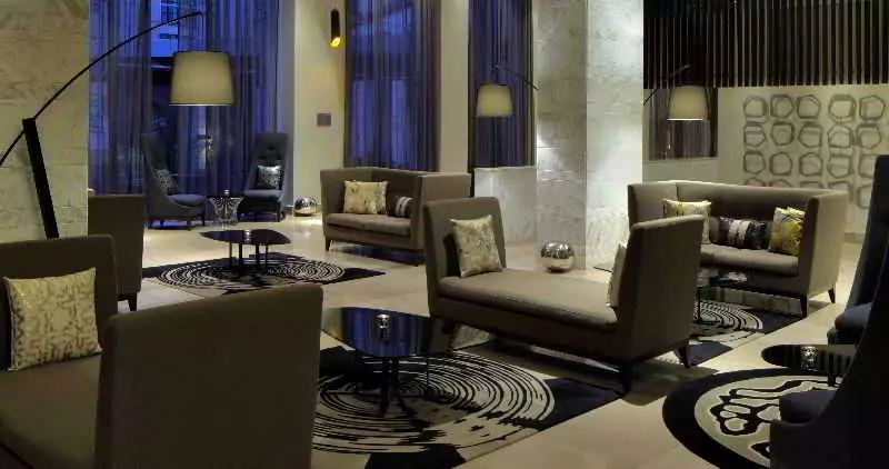 Fotos del hotel Dusitd2:  24