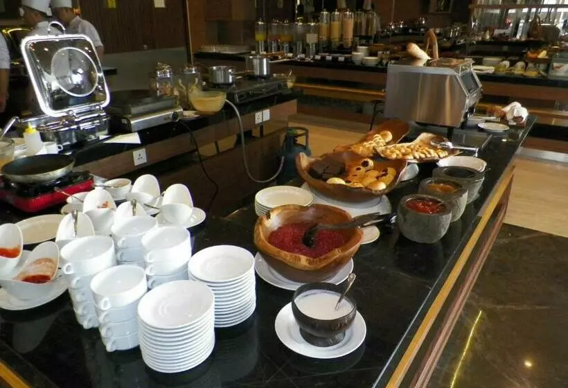 Fotos del hotel Harper Malioboro Yogyakarta By Aston:  4