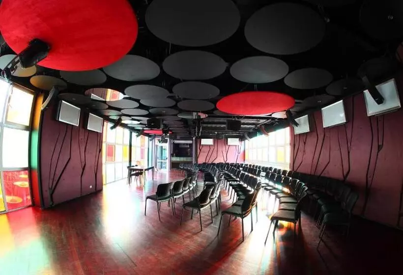 Fotos del hotel Now:  18