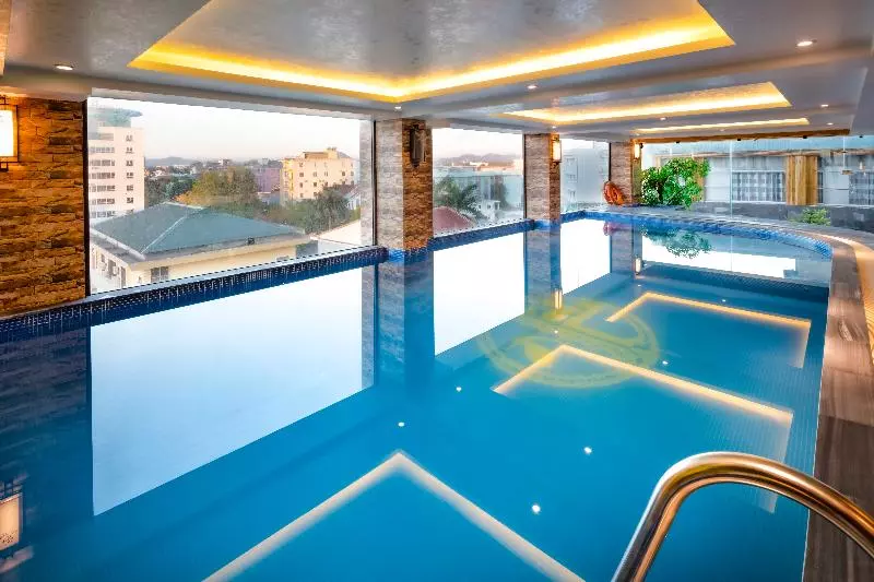 Fotos del hotel Thanh Lich Royal Boutique:  2