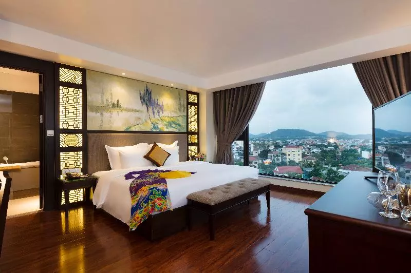 Fotos del hotel Thanh Lich Royal Boutique:  10