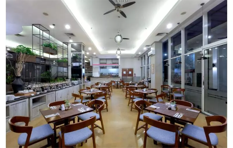 Fotos del hotel Quest  Darmo  Surabaya By Aston:  6