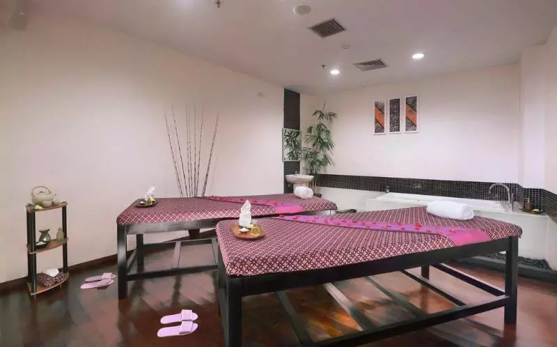 Quest  Darmo  Surabaya By Aston