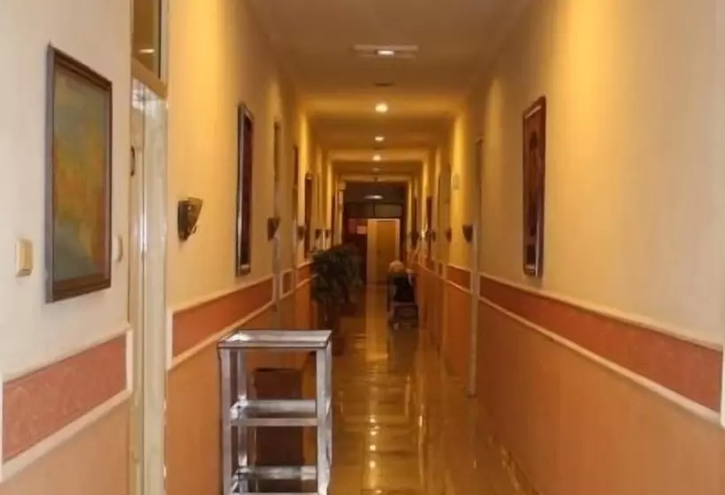 Fotos del hotel New Siliwangi Hotel & Restaurant:  2