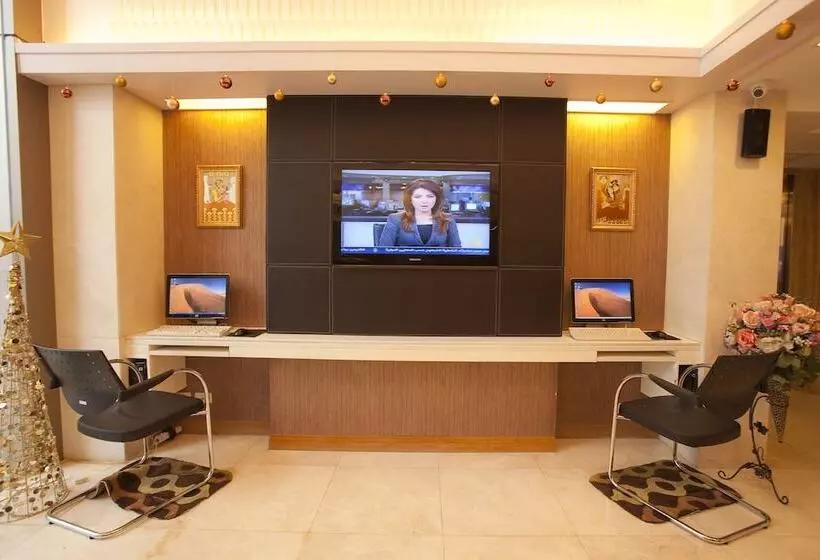 Fotos del hotel Prestige Suites Nana:  3