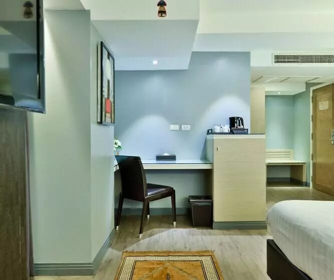 Fotos del hotel Prestige Suites Nana:  8