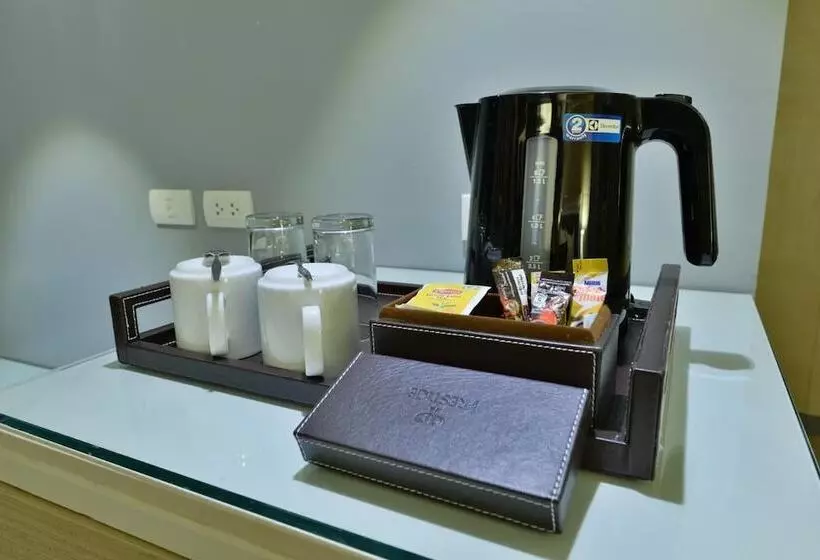 Fotos del hotel Prestige Suites Nana:  6