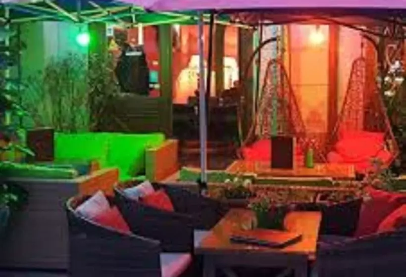 Fotos del hotel Qeroli:  8