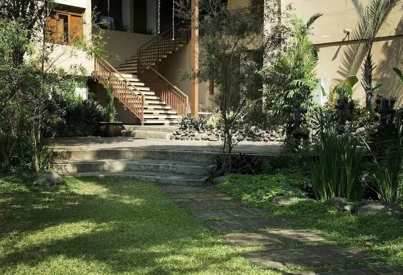 Fotos del hotel The Cipaku Garden:  12