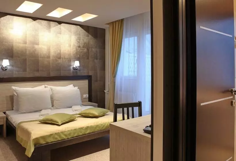 Fotos del hotel Garni Hotel Vozarev:  17