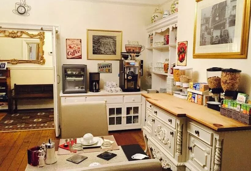 Fotos del hotel Chester House Guest House:  3