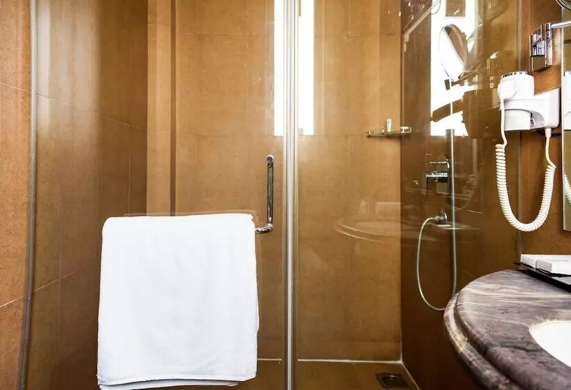 Fotos del hotel King Palace:  8