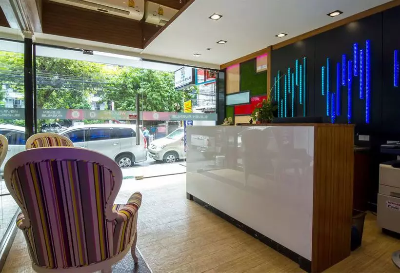 Fotos del hotel Eleven Avenue Suites:  4