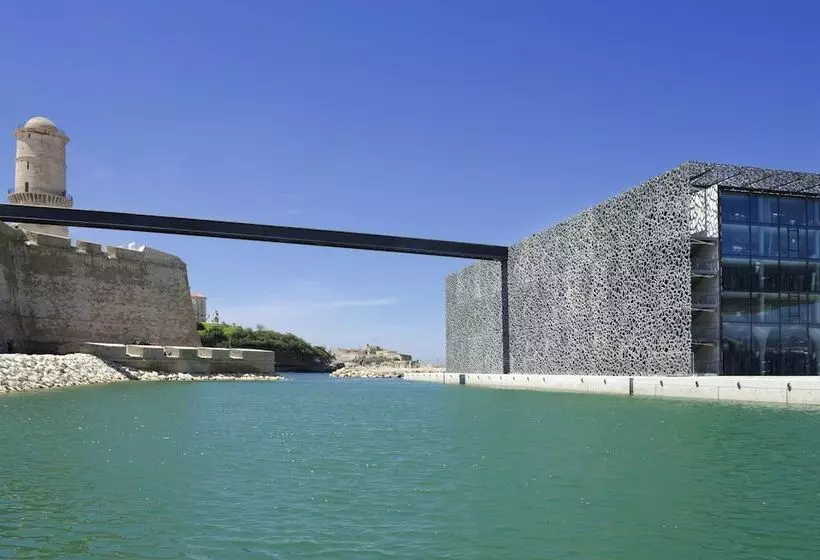 Fotos del hotel Ibis Budget Marseille Est Saintmenet La Valentine:  13