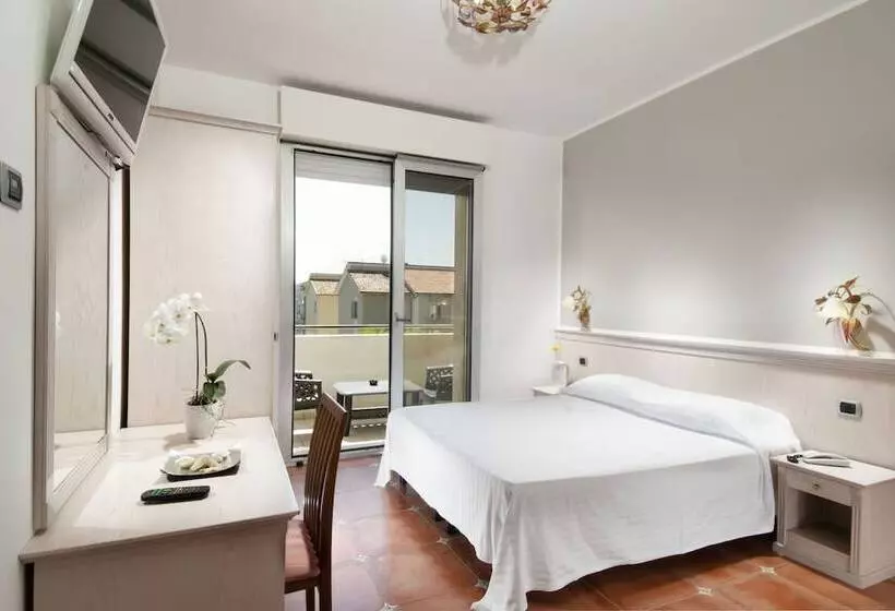 Fotos del hotel Le Querce:  9