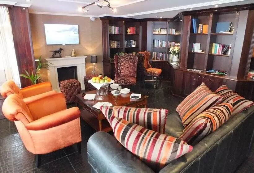 Fotos del hotel Crossgates Ship 4 Star  Altstadtnord  Köln:  2