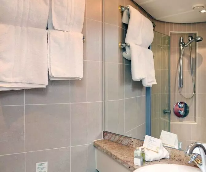 Fotos del hotel Crossgates Ship 4 Star  Altstadtnord  Köln:  6