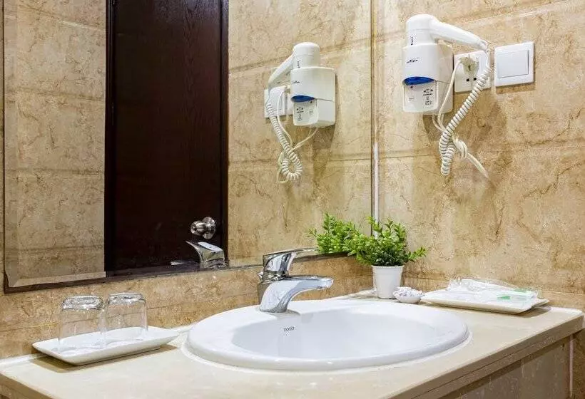 Fotos del hotel First Eden Hotel  Hang Bun:  17