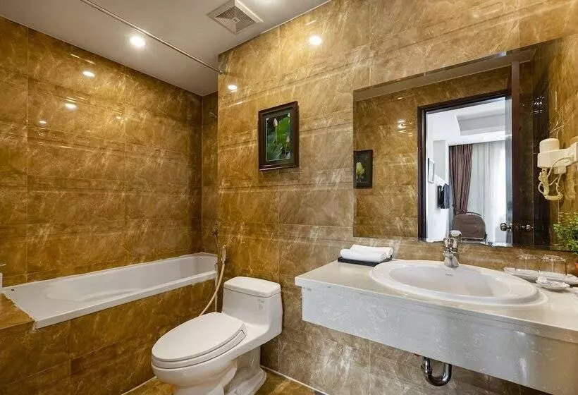 Fotos del hotel First Eden Hotel  Hang Bun:  13