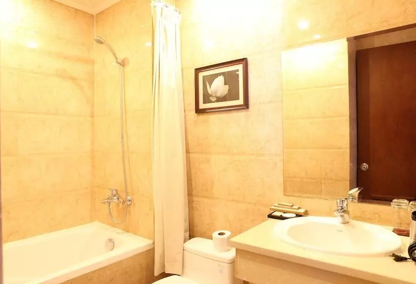 Fotos del hotel First Eden Hotel  Hang Bun:  15