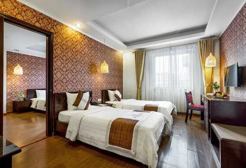 Fotos del hotel First Eden Hotel  Hang Bun:  16