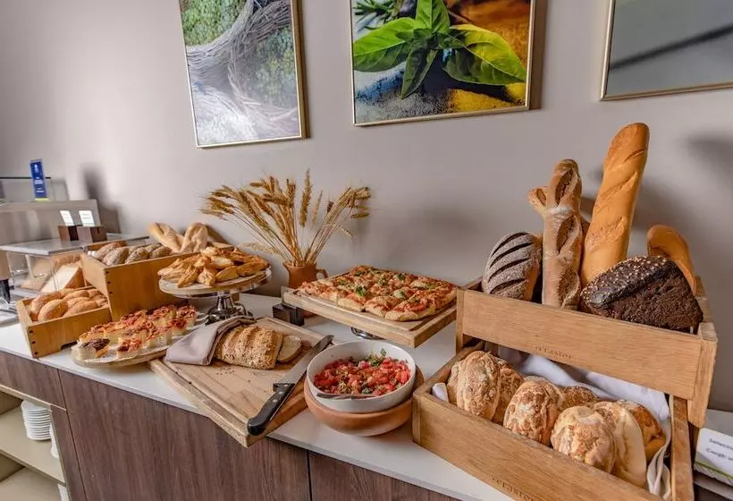 Fotos del hotel Doubletree By Hilton Yerevan City Centre:  8