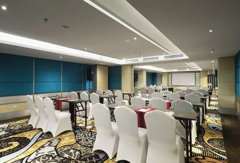 Fotos del hotel Swissbelhotel Tuban:  17