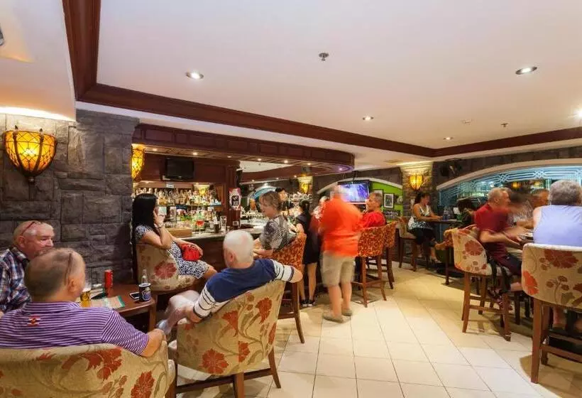 Fotos del hotel Tara Court:  11