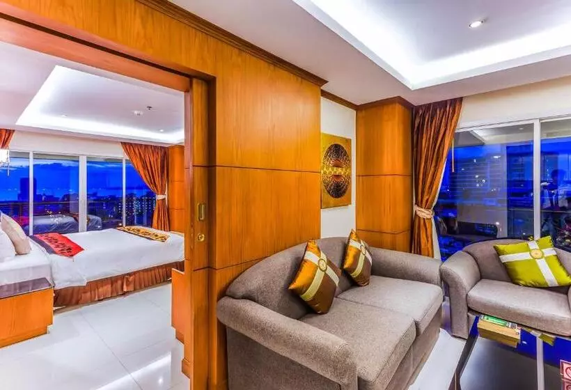 Fotos del hotel Tara Court:  24