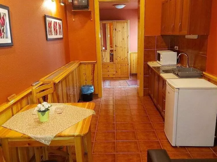 Fotos del hotel Karin:  6