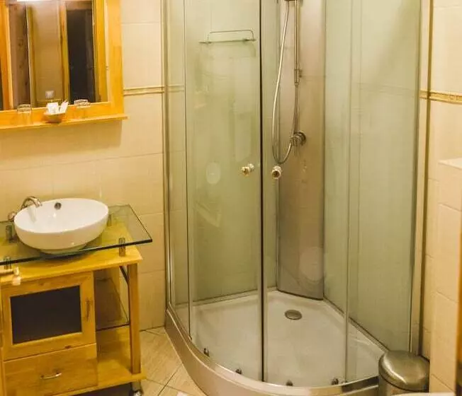 Fotos del hotel Karin:  7