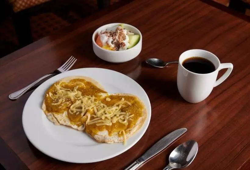 Fotos del hotel Staybridge Suites Chihuahua:  5