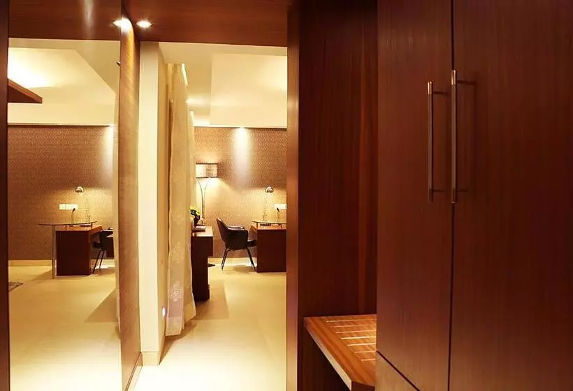 Fotos del hotel Celesta  Kolkata:  8