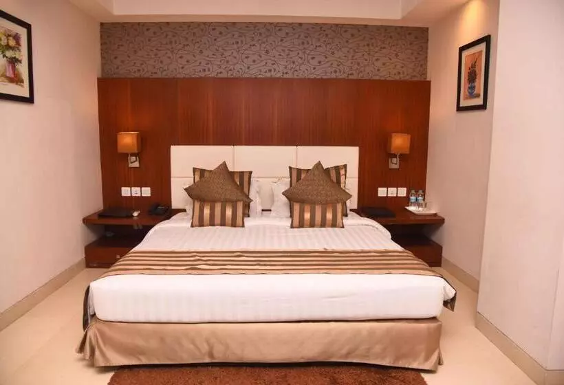 Fotos del hotel Celesta  Kolkata:  13