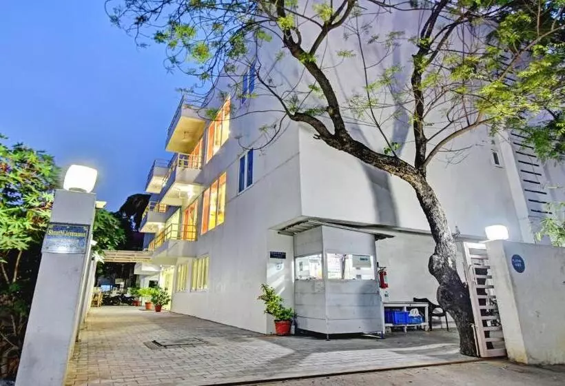 Fotos del hotel Treebo Trend Guindy:  11