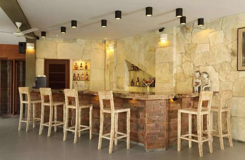 Fotos del hotel Alindra Villa:  4