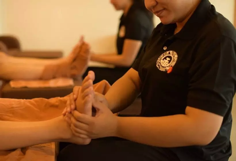 Fotos del hotel The Golden Ville Boutique  & Spa:  19