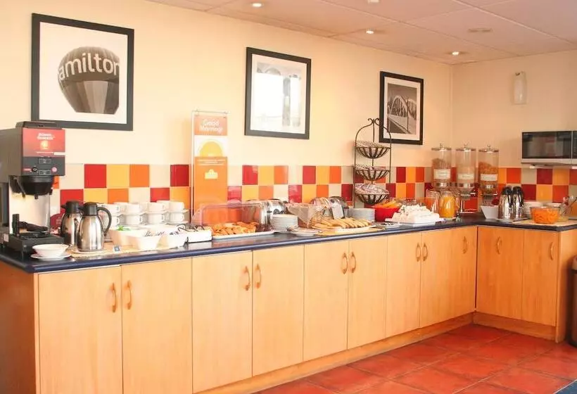 Fotos del hotel Ventura Inn & Suites Hamilton:  8