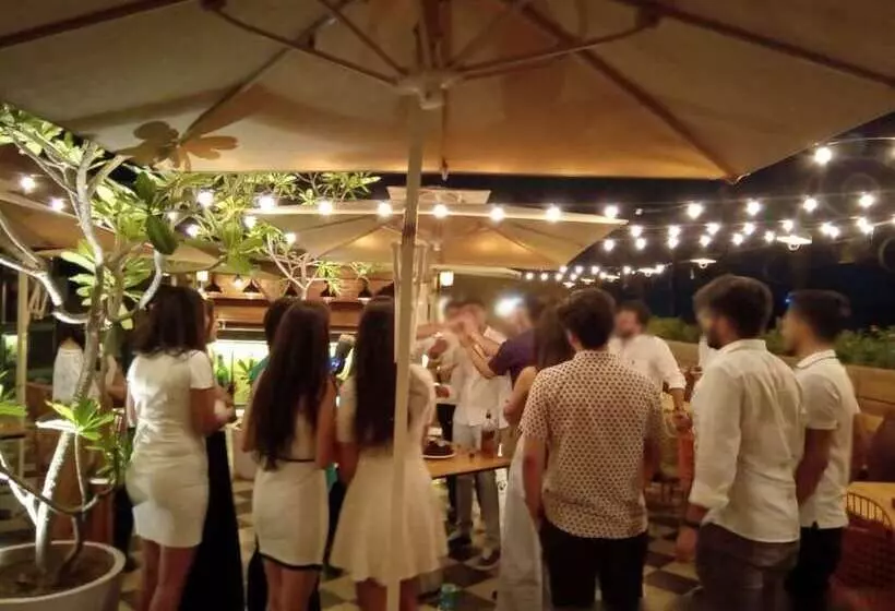 Fotos del hotel Kings Corner:  12