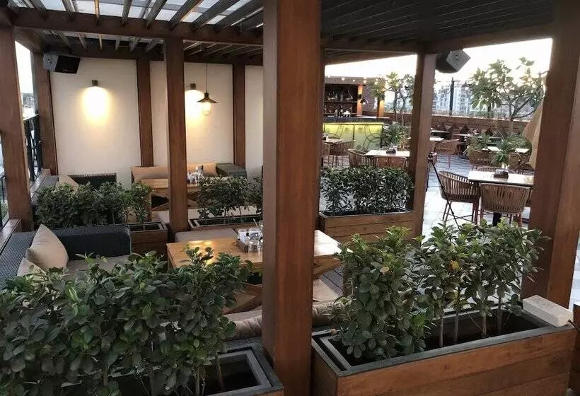 Fotos del hotel Kings Corner:  6