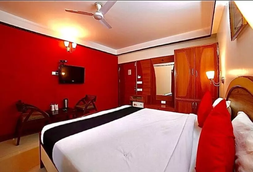 Fotos del hotel Kings Corner:  2